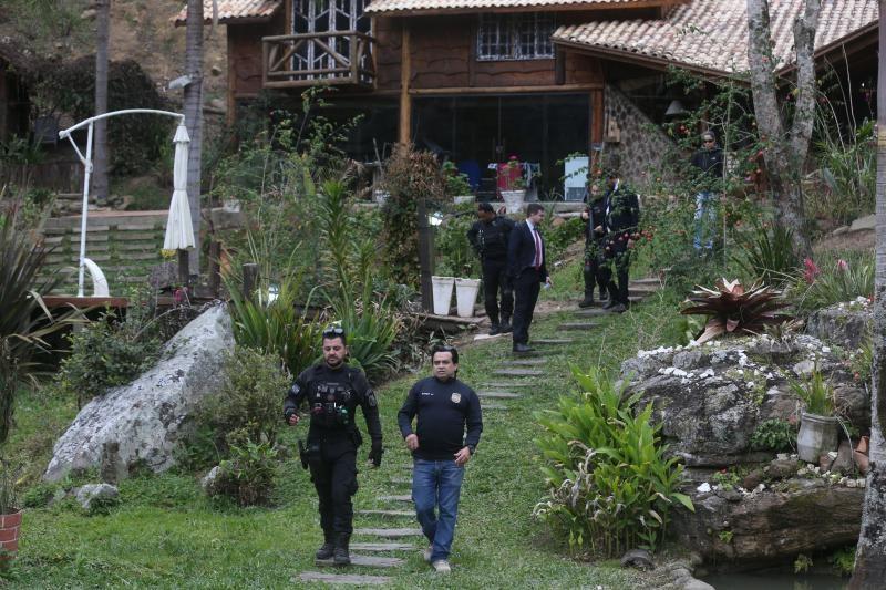 Polícia revela detalhes sobre investigação do assassinato de família em Alfredo Wagner 