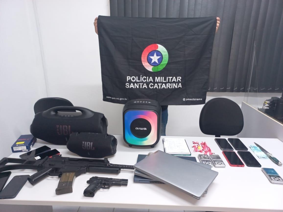 Polícias desmantelam rede envolvida em furtos e tráfico de drogas