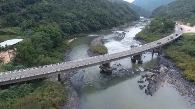 Ponte entre Apiúna e Ibirama será interditada totalmente à noite na próxima semana
