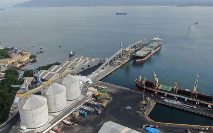 Porto de São Francisco do Sul amplia capacidade de armazenagem de grãos