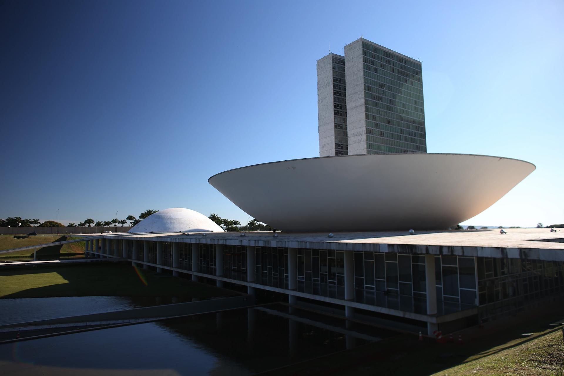 Posse presidencial em 2027 terá nova data pela primeira vez em mais de 30 anos