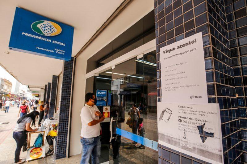 Prazo de prova de vida de servidores aposentados é prorrogado