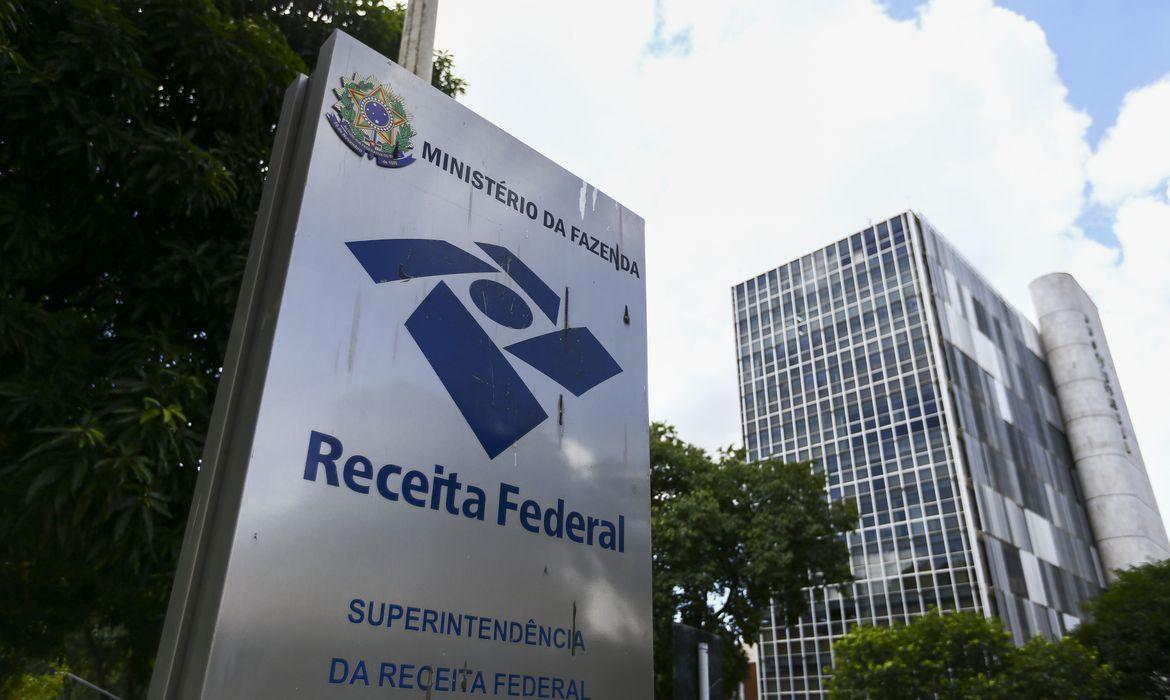 Prazo para entregar declaração do Imposto de Renda começa nesta segunda