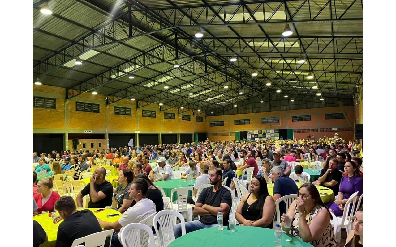 Pré-Assembleia do Sicoob Alto Vale reúne cerca de 800 cooperados em Ituporanga