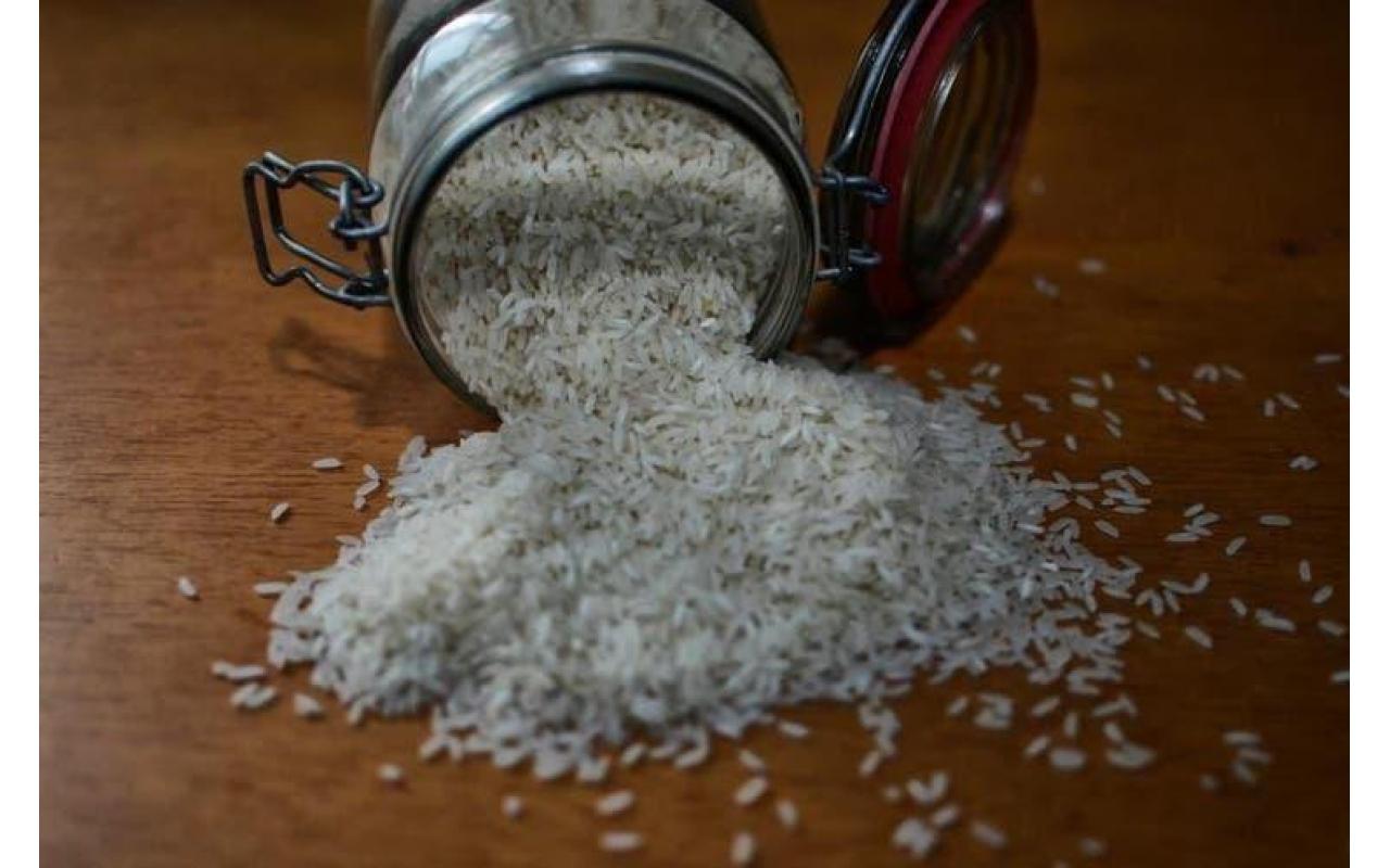Preço do arroz deve seguir em alta até março de 2021 em SC, diz associação de supermercados