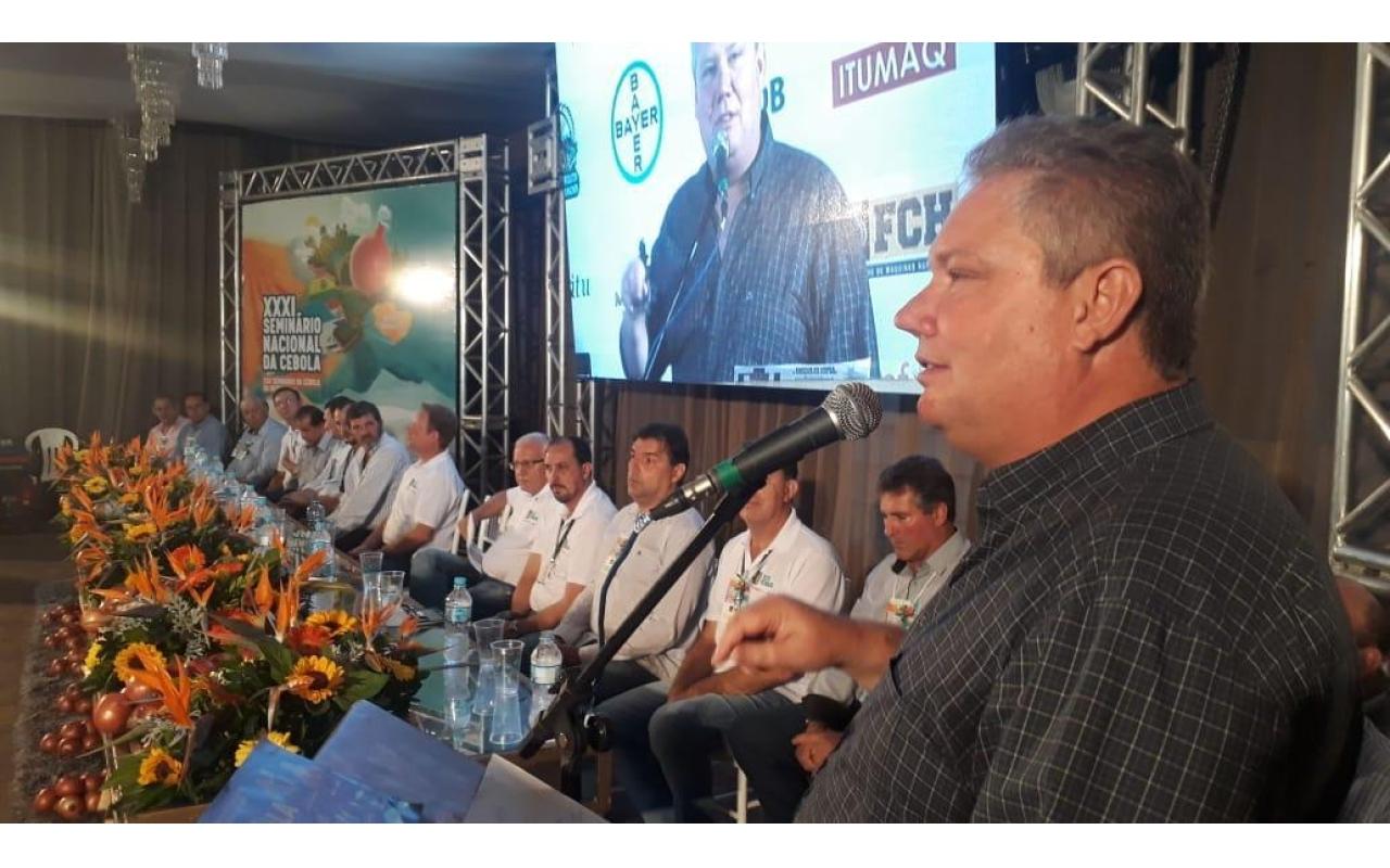 Prefeito de Alfredo Wagner avalia como positivo o Seminário Nacional da Cebola realizado no município