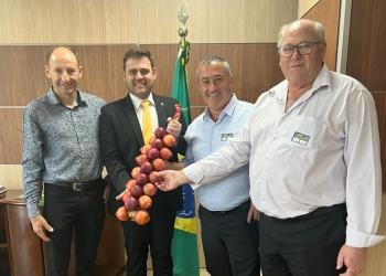 Prefeito de Alfredo Wagner garante recursos durante viagem à Brasília