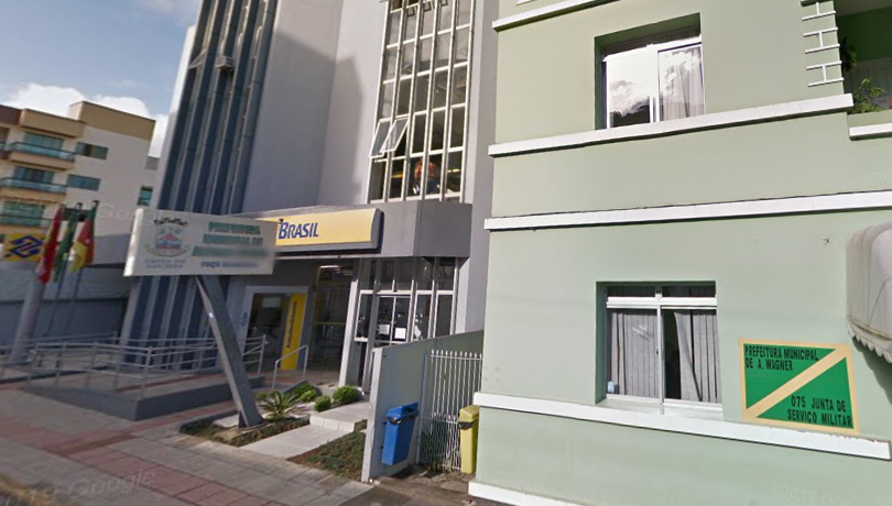 Prefeito de Alfredo Wagner se reúne com secretário de Estado da Educação e Chefe da Casa Civil