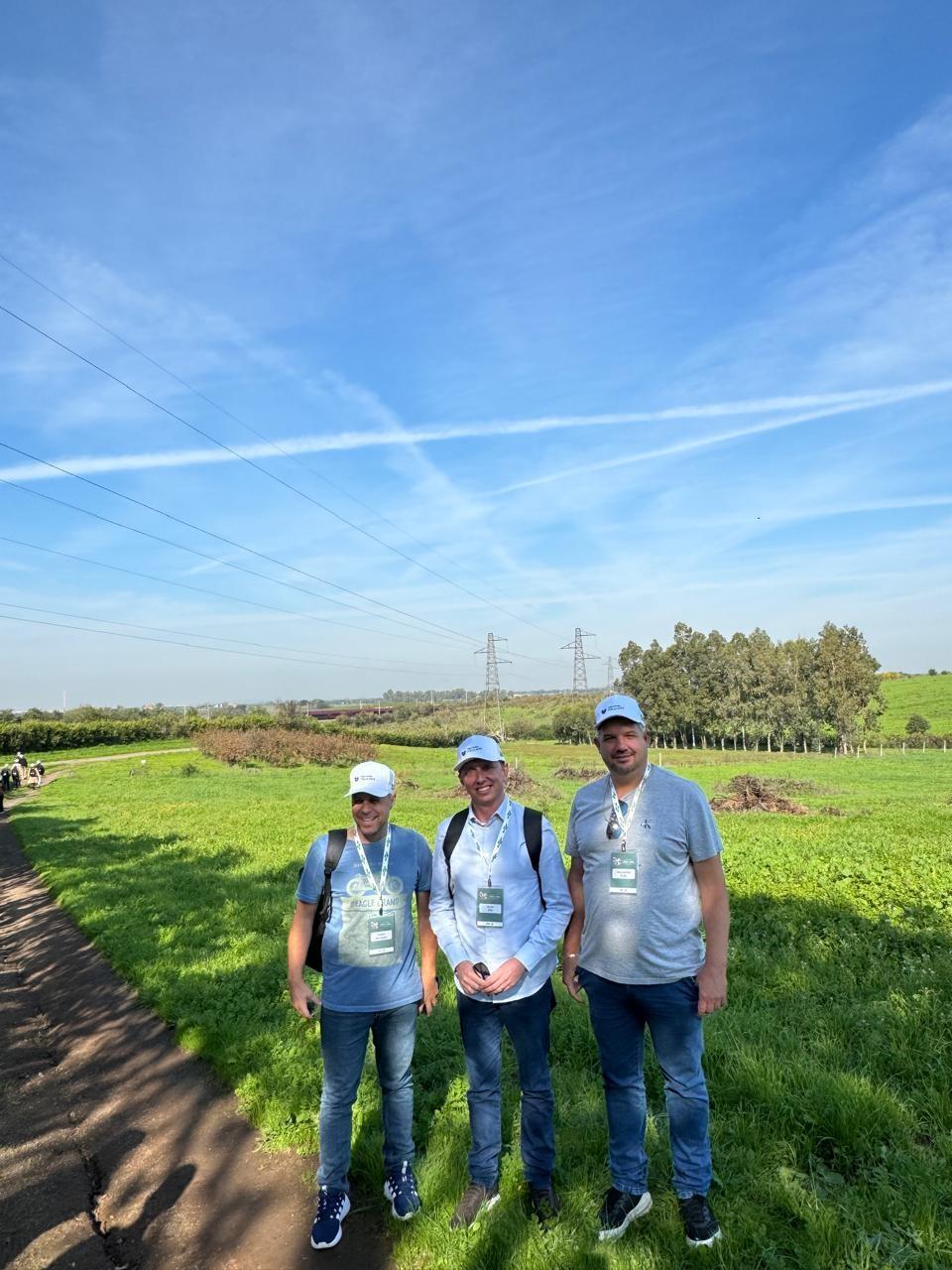 Prefeito de Aurora e engenheiros agrônomos visitam Itália em missão técnica