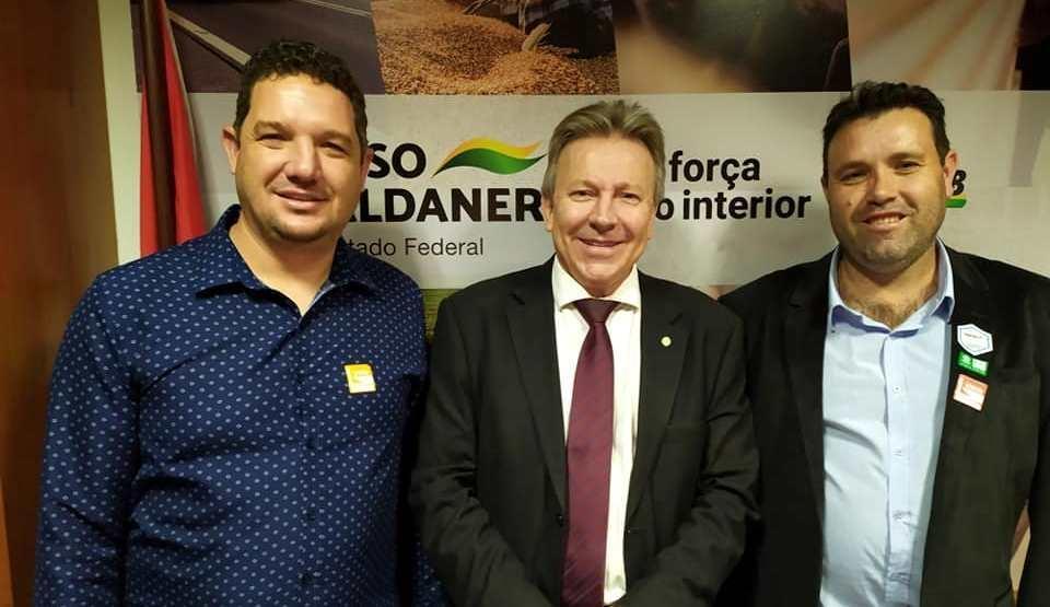Prefeito de Aurora retorna de Brasília com cerca de R$ 5 milhões em recursos assegurados