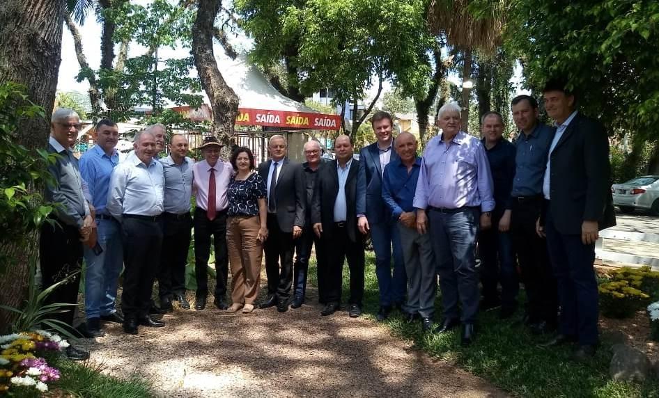 Prefeito de Ituporanga passa integrar diretoria da Associação dos Municípios Produtores de Tabaco do Sul do País