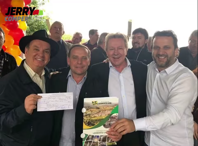 Prefeito de Leoberto Leal muda de partido e se filia ao MDB