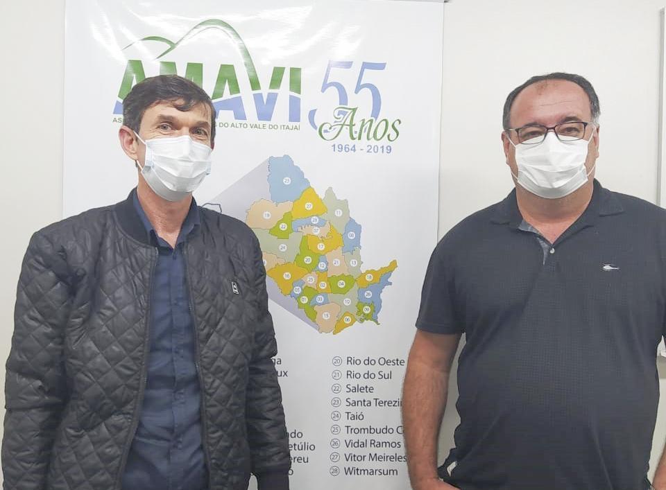 Prefeito de Petrolândia é o novo presidente da Amavi