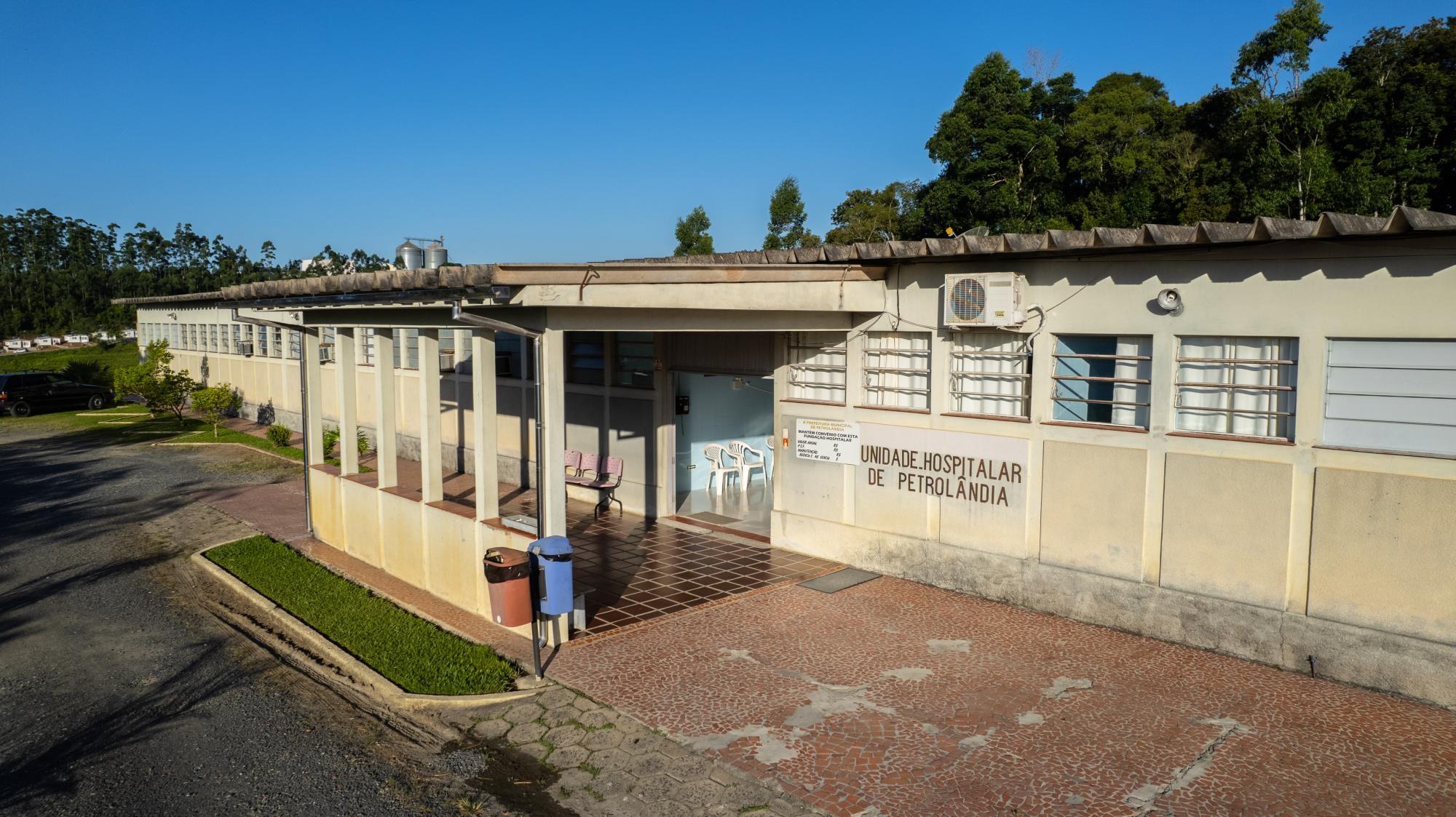 Prefeito de Petrolândia esclarece destinação de recursos ao hospital do município
