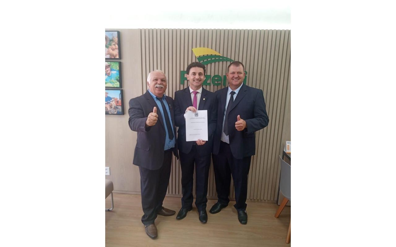 Prefeito e Vice de Atalanta estão em Brasília para apresentar demandas aos deputados