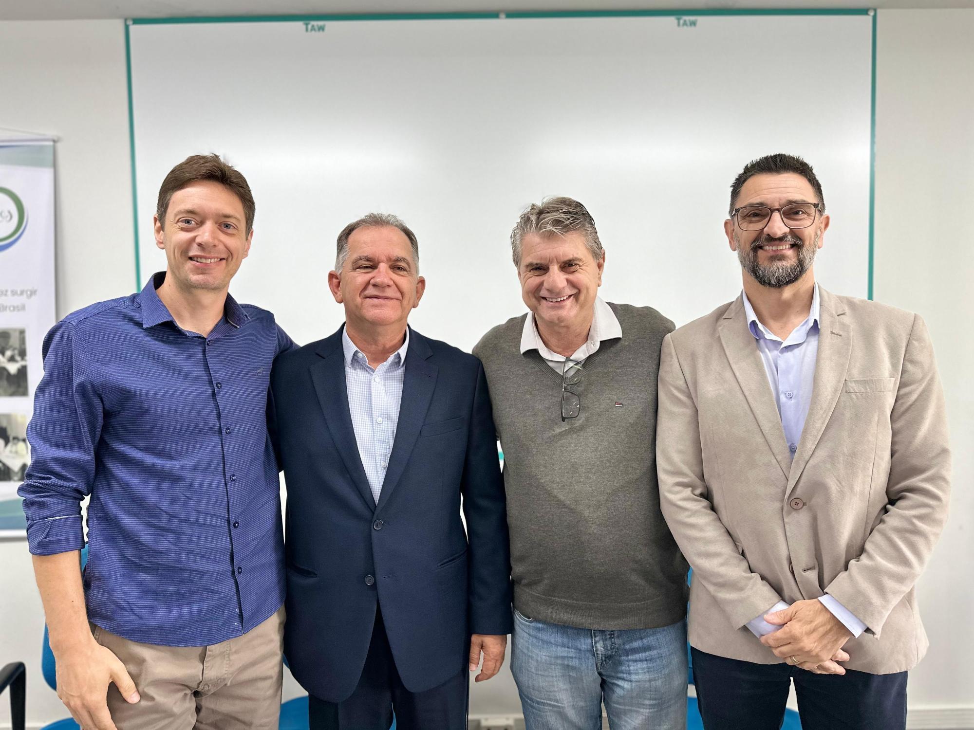 Prefeito eleito de Rio do Sul, Manoel Pereira, anuncia mais dois nomes para o primeiro escalão