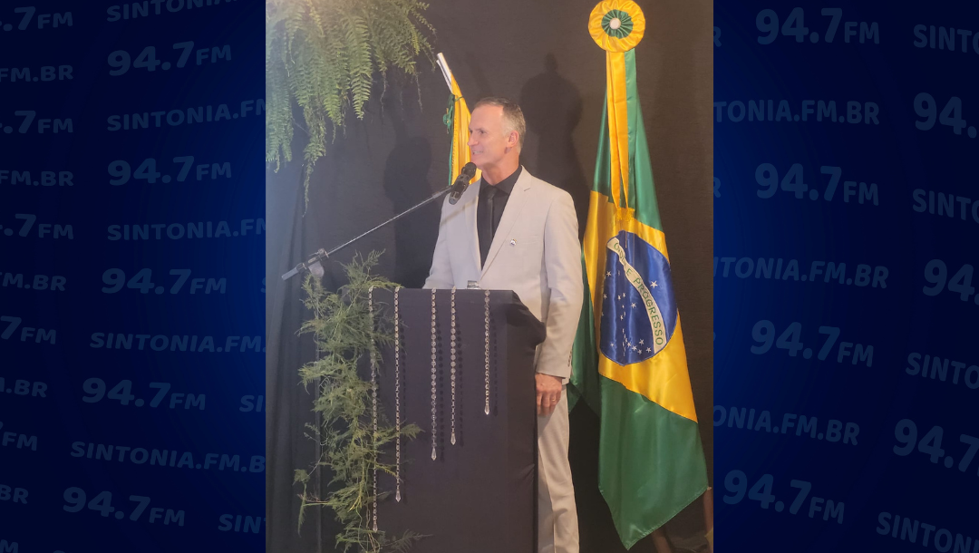 Prefeito Lila Zandonai suspende licitações e faz decreto de utilidade pública da pedreira de Aurora