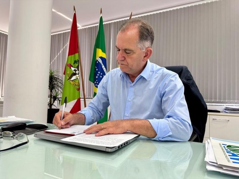 Prefeito Manoel Pereira fala sobre os 10 primeiros meses de gestão e destaca limpeza urbana e planejamento de obras em Rio do Sul