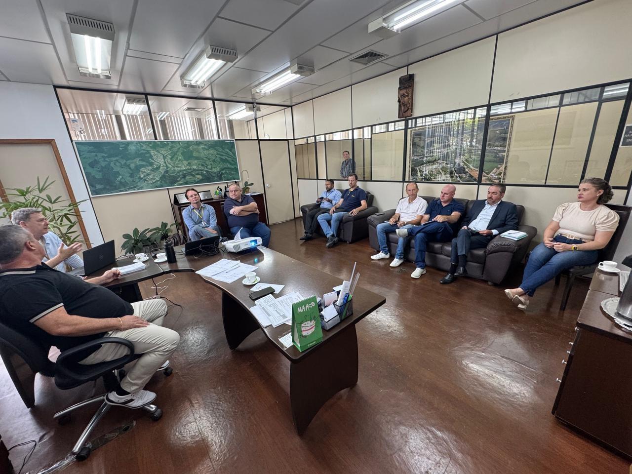 Prefeito recebe diretores da Celesc e discute sobre investimentos em Alfredo Wagner