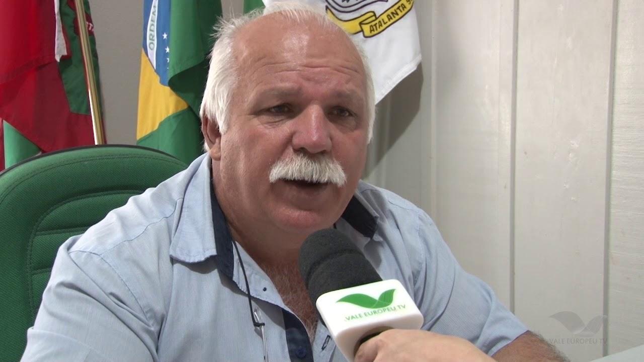 Prefeito Sassá de Atalanta busca em Brasília recursos para educação e saúde