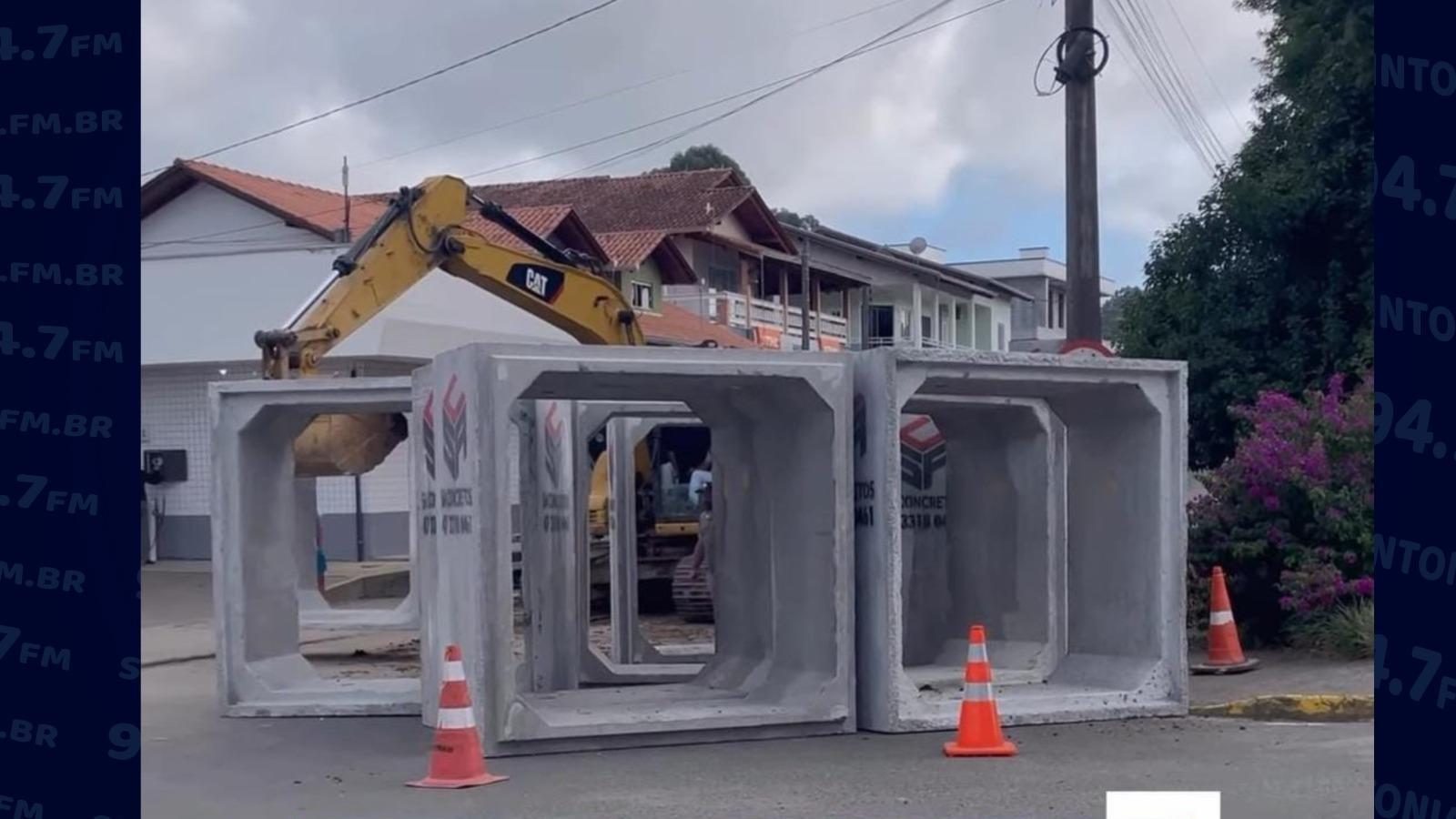 Prefeitura de Imbuia investe em galerias e pavimentação para evitar alagamentos no centro