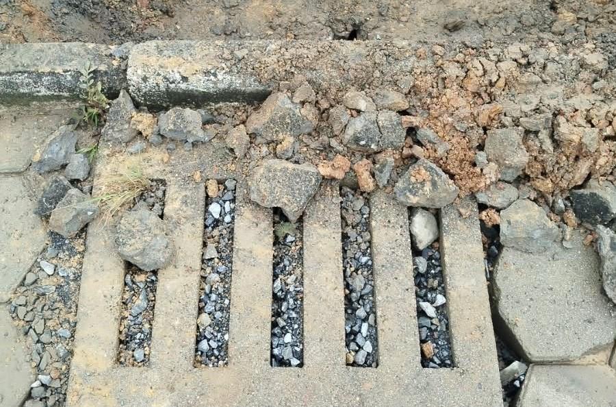 Prefeitura de Petrolândia trabalha na drenagem e pavimentação na Barra Nova