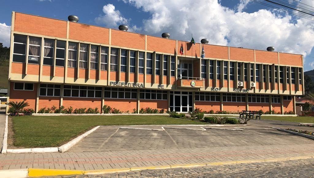 Prefeitura de Rio Rufino inicia revitalização da sede com investimento de R$ 126 mil
