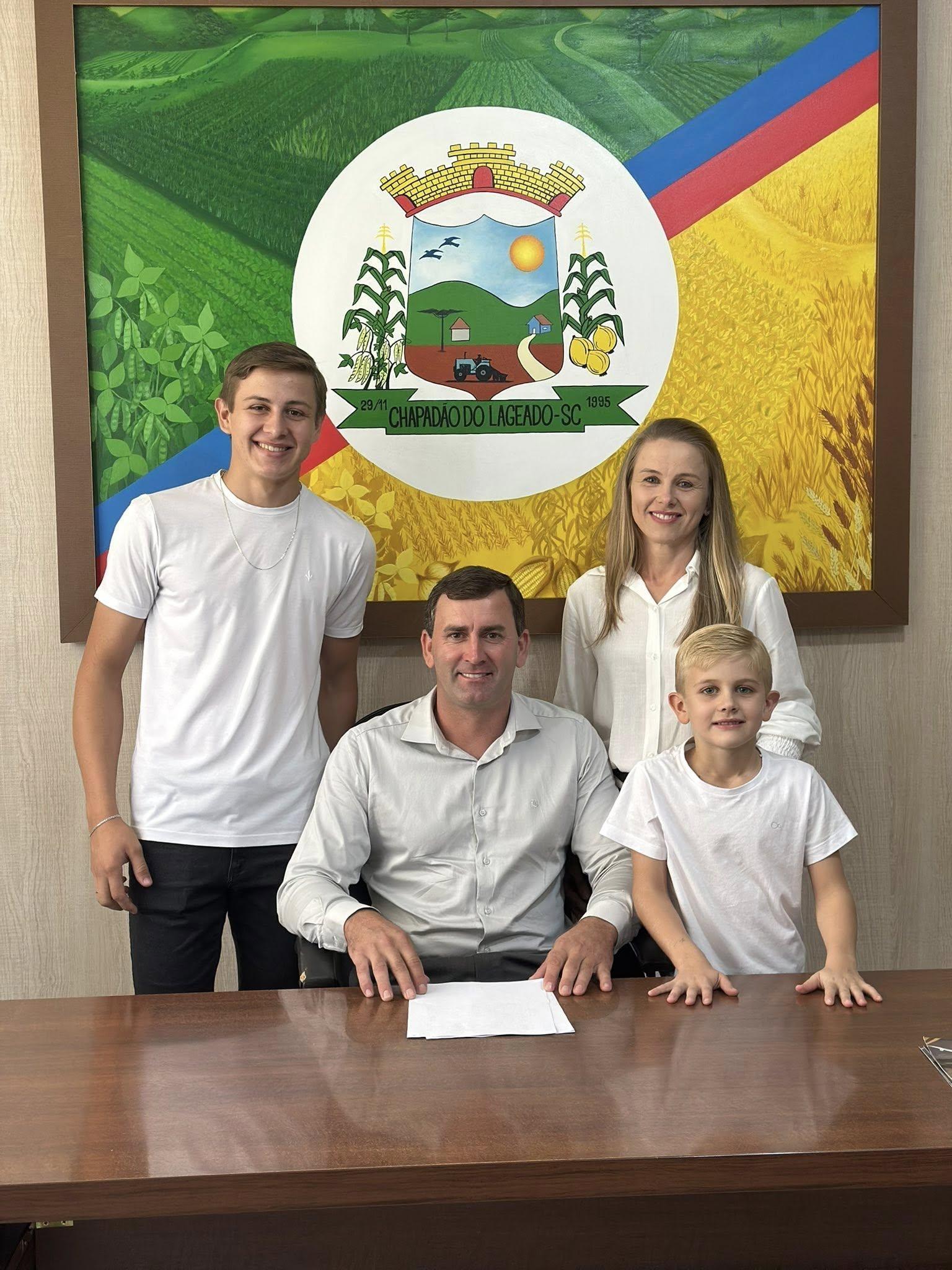 Presidente da Câmara, Cristiano Montibeller assume administração de Chapadão do Lageado 