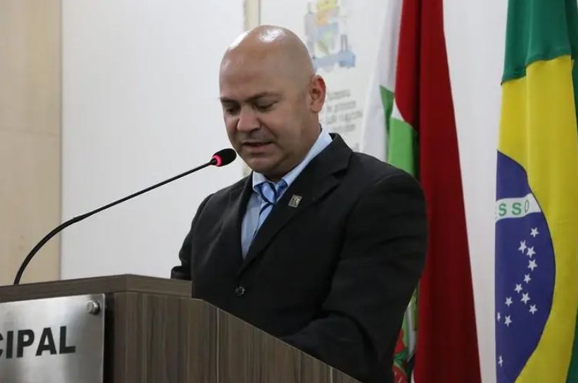 Presidente da Câmara de Blumenau, Egídio Beckhauser tem mandato cassado pelo TRE