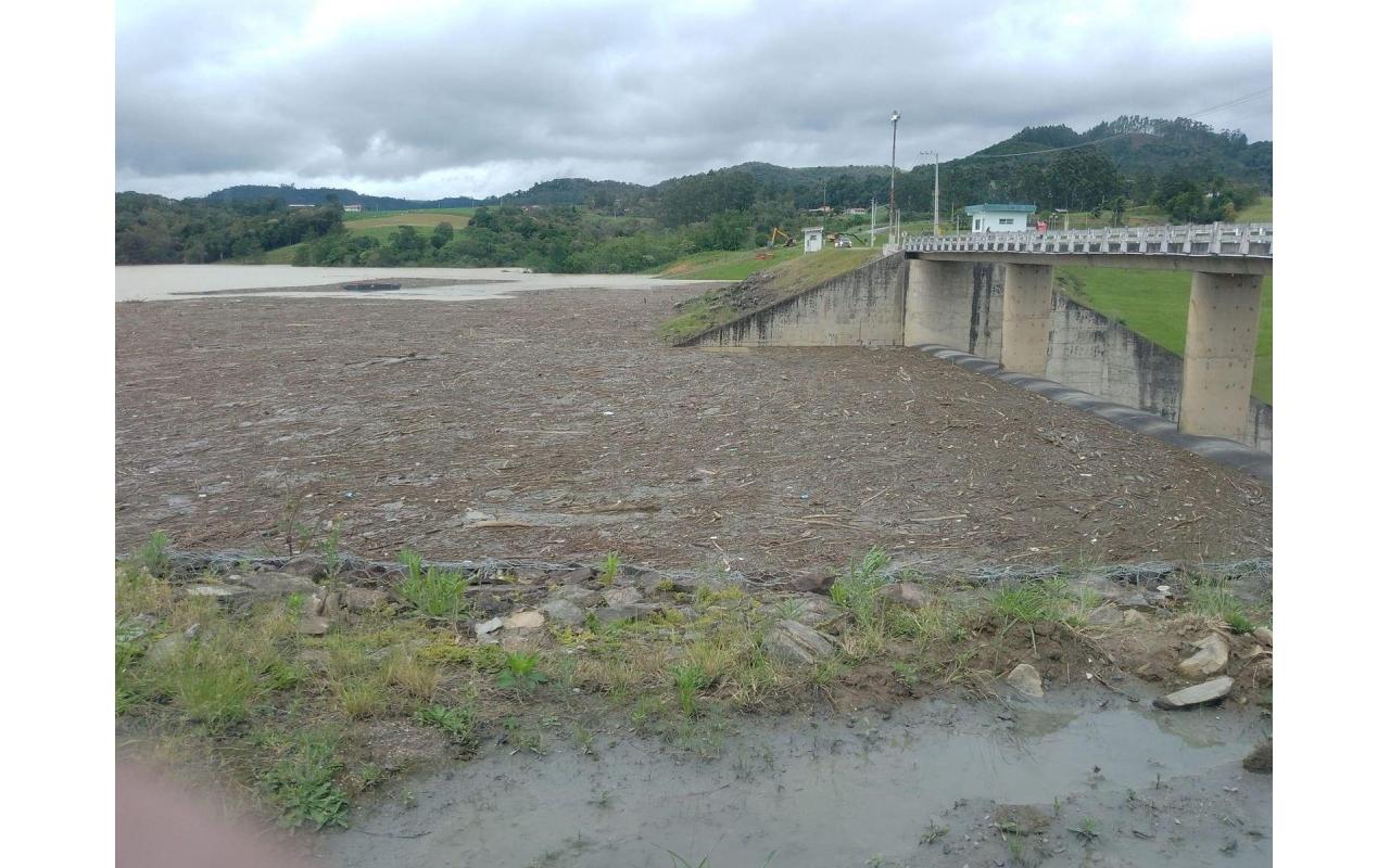 Prestes a transbordar: Barragem de Ituporanga está com quase 97% de ocupação e Defesa Civil deve abrir comportas até amanhã