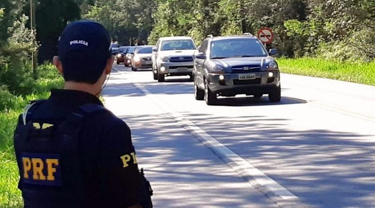 PRF autua 3.467 motoristas durante o feriadão em SC, a maioria por embriaguez 