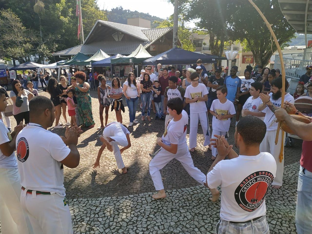 Primeiro “Domingo na Praça” em Ituporanga foi sucesso de público
