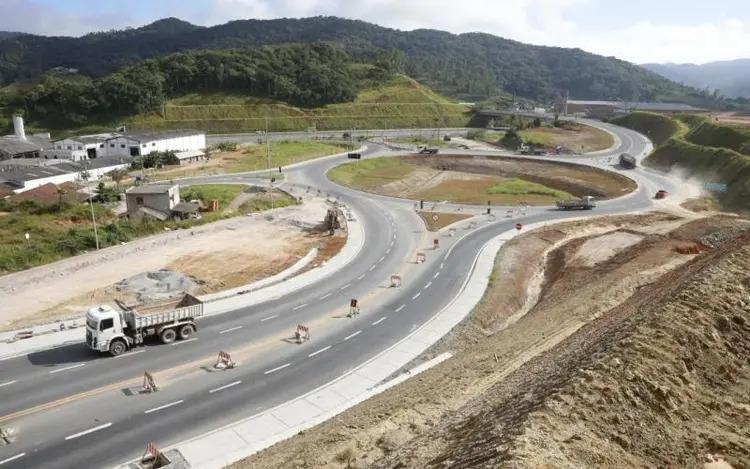Primeiros lotes da duplicação da BR-470 só ficarão prontos em 2023, admite DNIT