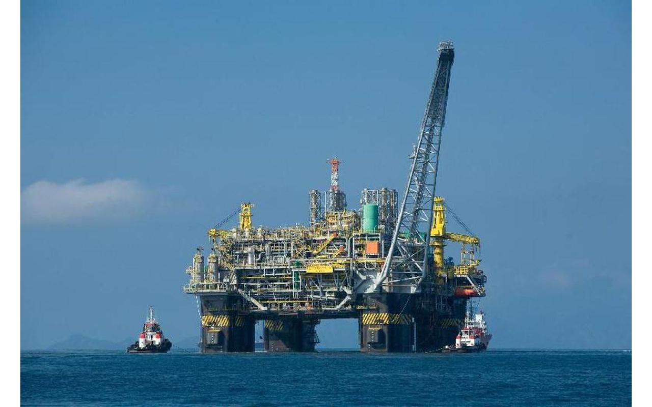 Produção de petróleo ultrapassa marca de 3 milhões de barris por dia