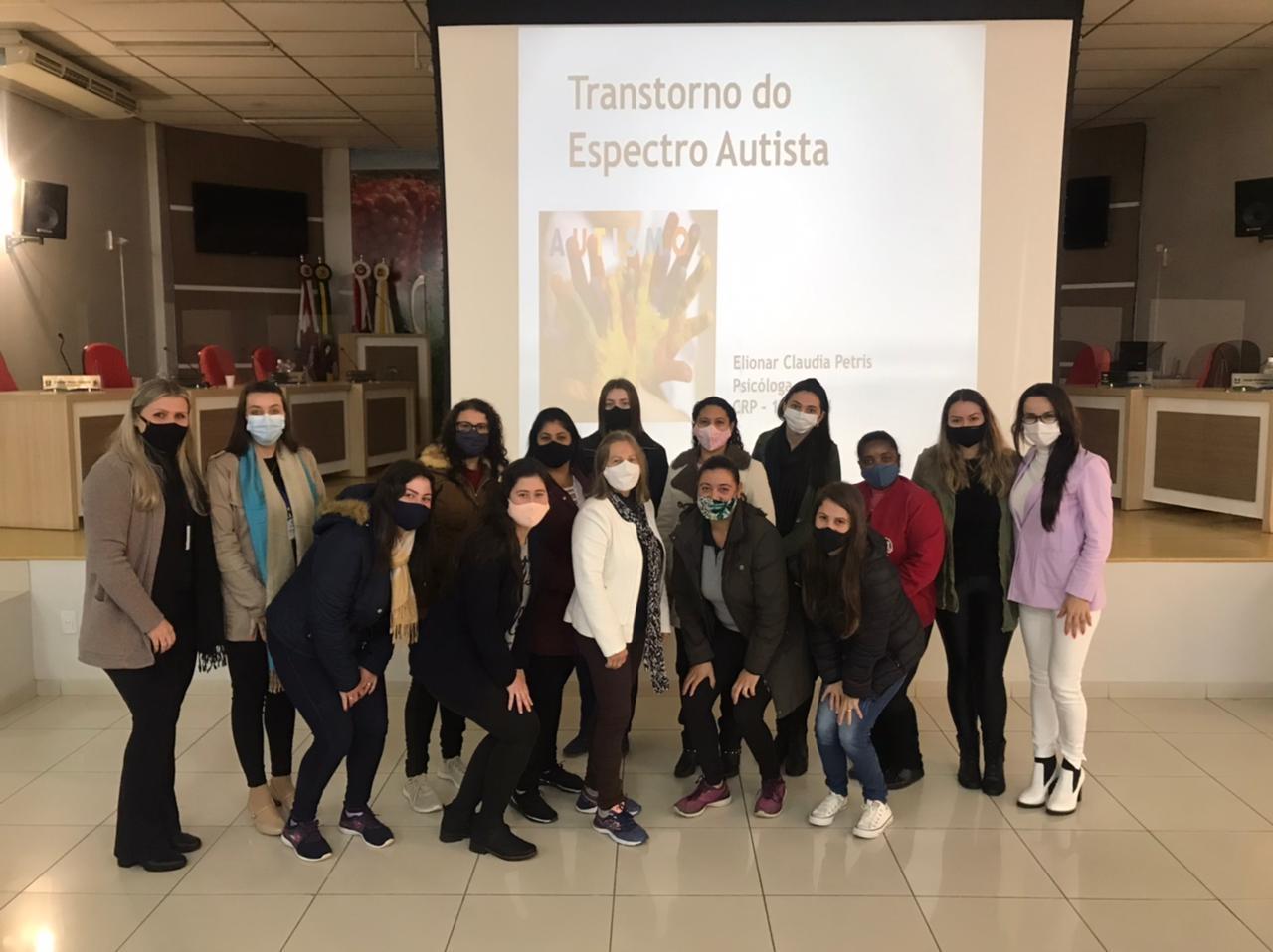 Professores da Educação Especial em Ituporanga participam de Formação Continuada
