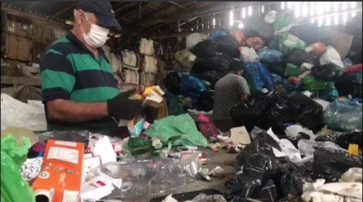 Programa “Recicla Imbuia” quer orientar a população acerca da importância de separar o lixo em casa