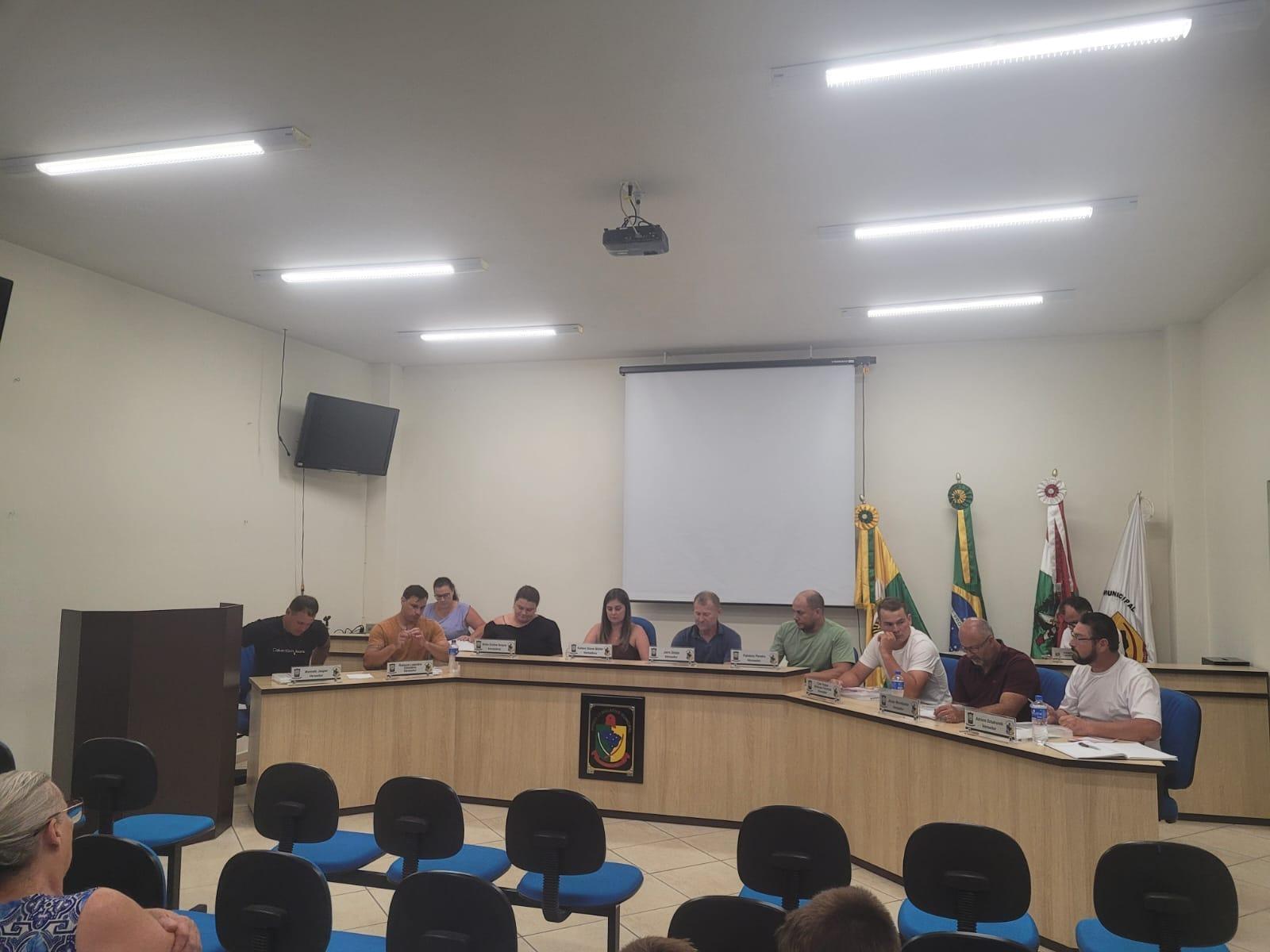 Projeto de subsídio para transporte de calcário é apresentado na Câmara de Aurora