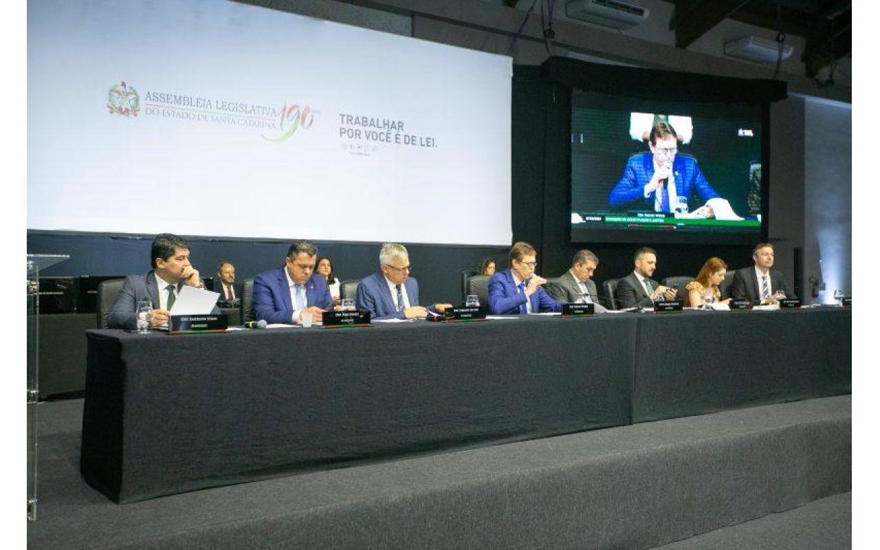 Projeto sobre políticas de transparência de operações das barragens é aprovado na Alesc e agora segue para sanção do governador