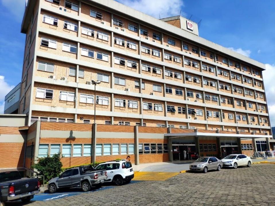 Reforma do quinto andar do Hospital Regional Alto Vale já está em andamento
