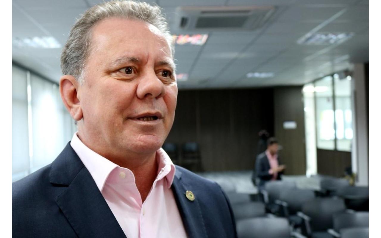 Renúncia do prefeito Joares Ponticelli e vice gera eleição indireta em Tubarão