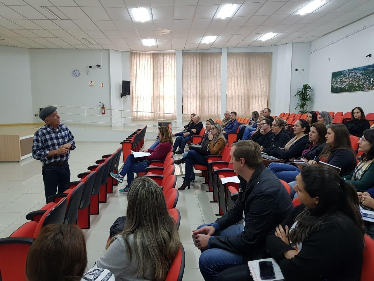 Reunião de planejamento da Semana da Pátria em Ituporanga foi realizada nesta terça-feira