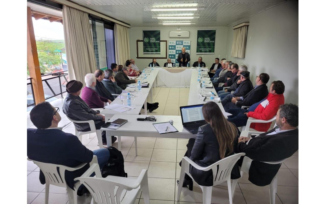 Reunião em Ituporanga organizada pela FAESC trata de temas importantes voltados a agricultura
