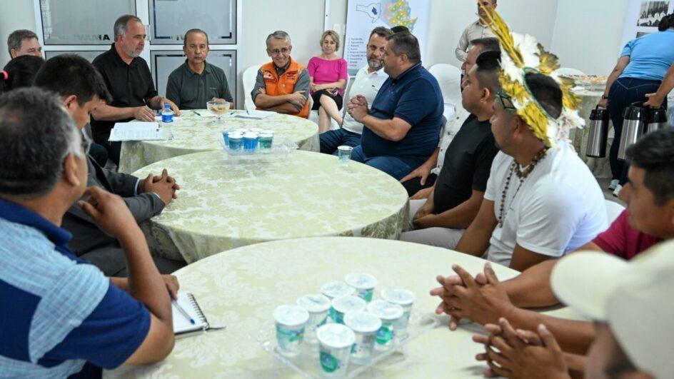 Reunião entre governador e indígenas sobre barragem de José Boiteux traz trégua ao impasse
