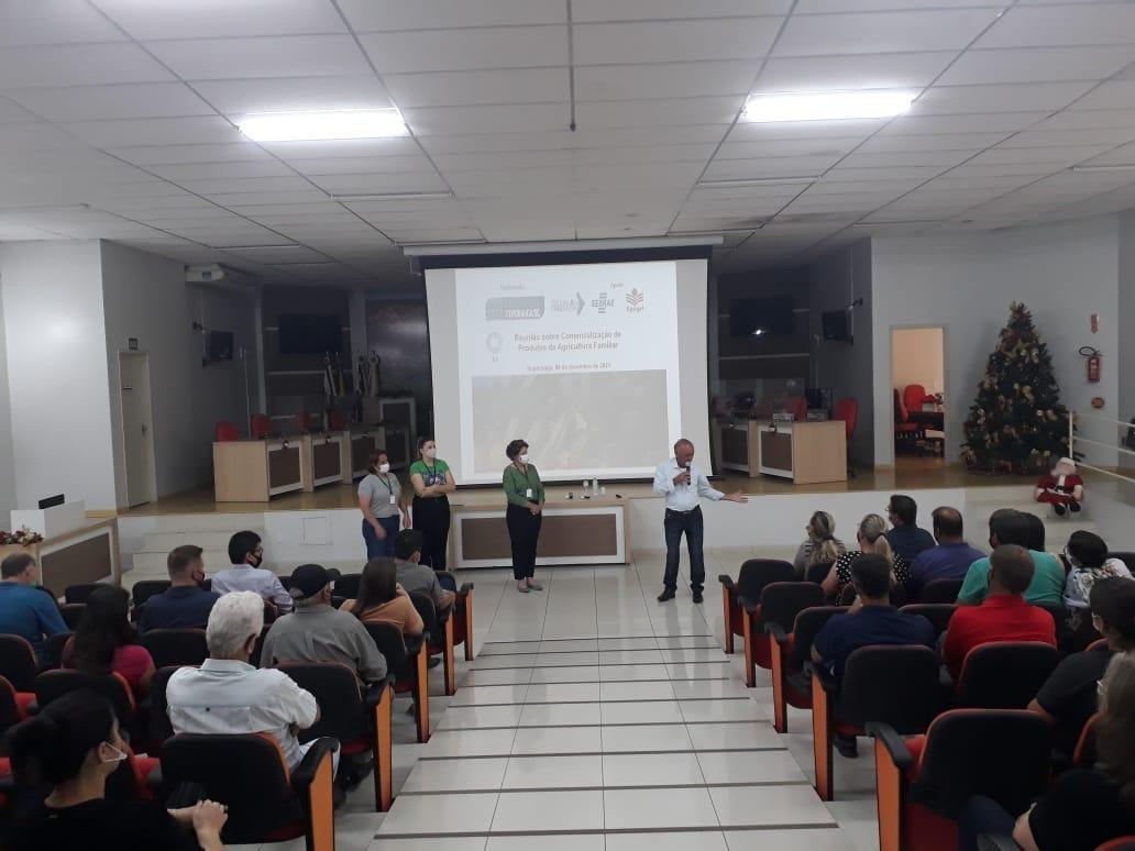 Reunião debate diversificação de produtos e nova alternativa de renda para agricultores ituporanguenses