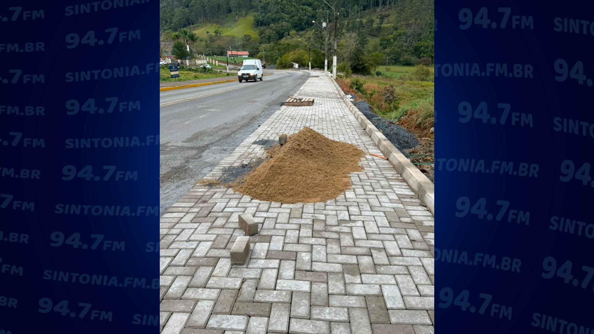 Revitalização da Rua Santa Cruz avança e Prefeitura reforça convite para a Festa do Colono e Motorista neste sábado (25)