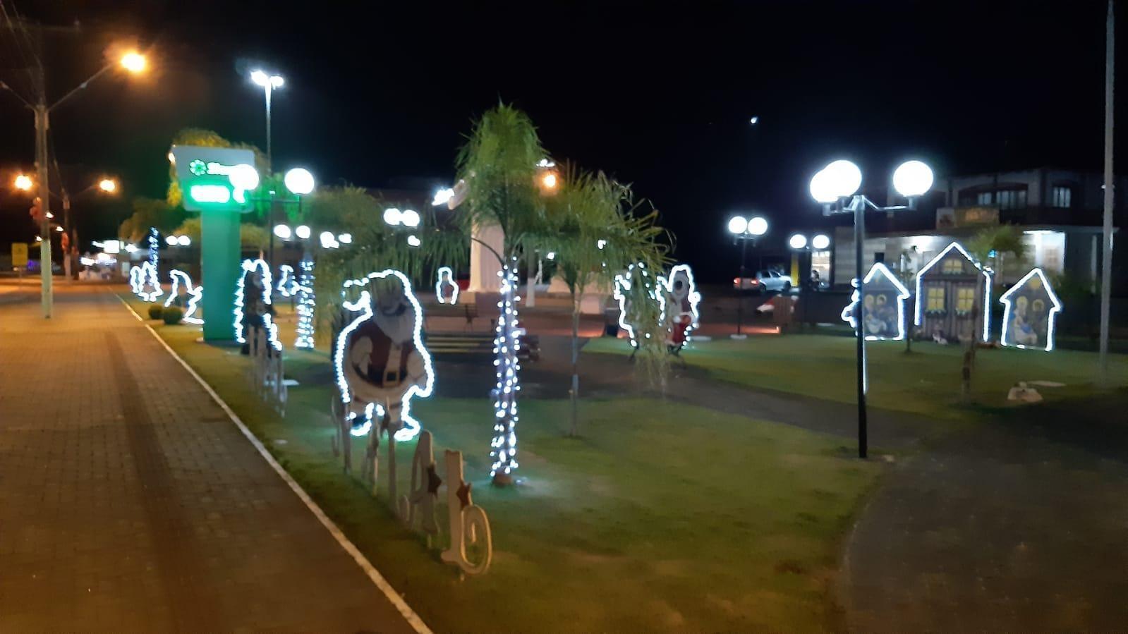 Sábado tem Natal na Praça em Chapadão do Lageado