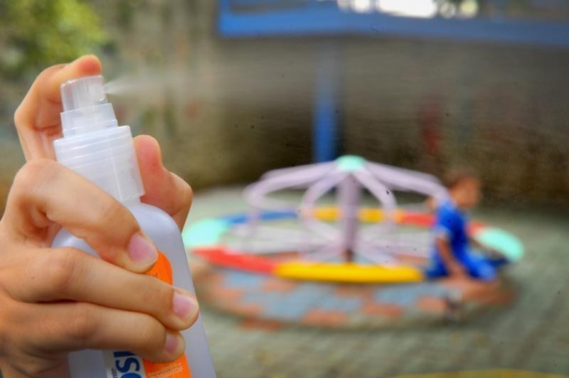 Saiba quais são os tipos de repelente mais indicados contra o mosquito da dengue