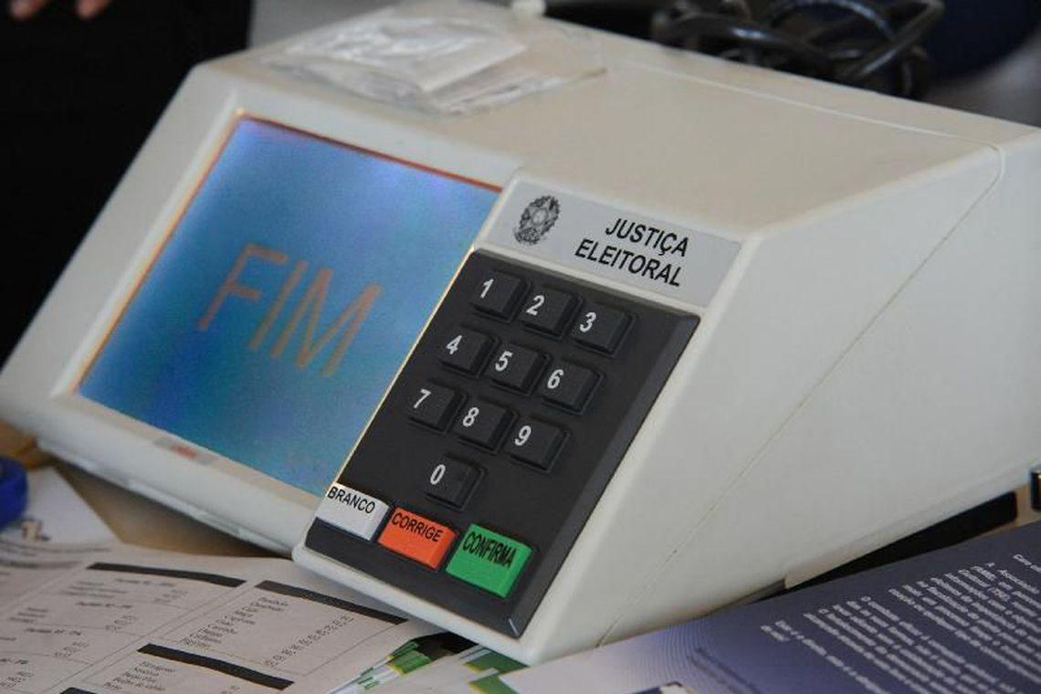 Saiba qual é a diferença entre votos brancos e nulos