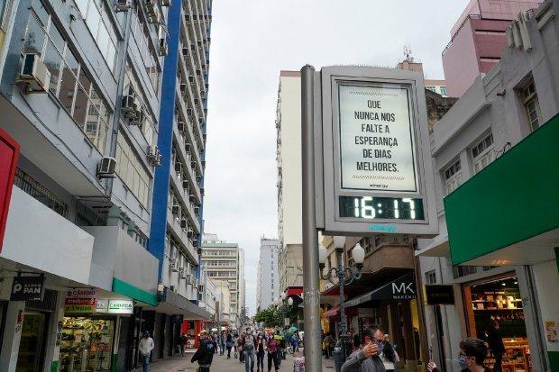 Santa Catarina muda regras restritivas em vários setores; as alterações são válidas até  o dia 17 de maio