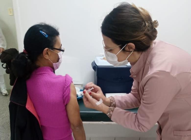 Covid-19: Saúde de Ituporanga vacina neste sábado (15) pessoas com 60 anos ou mais, com comorbidades e deficiências